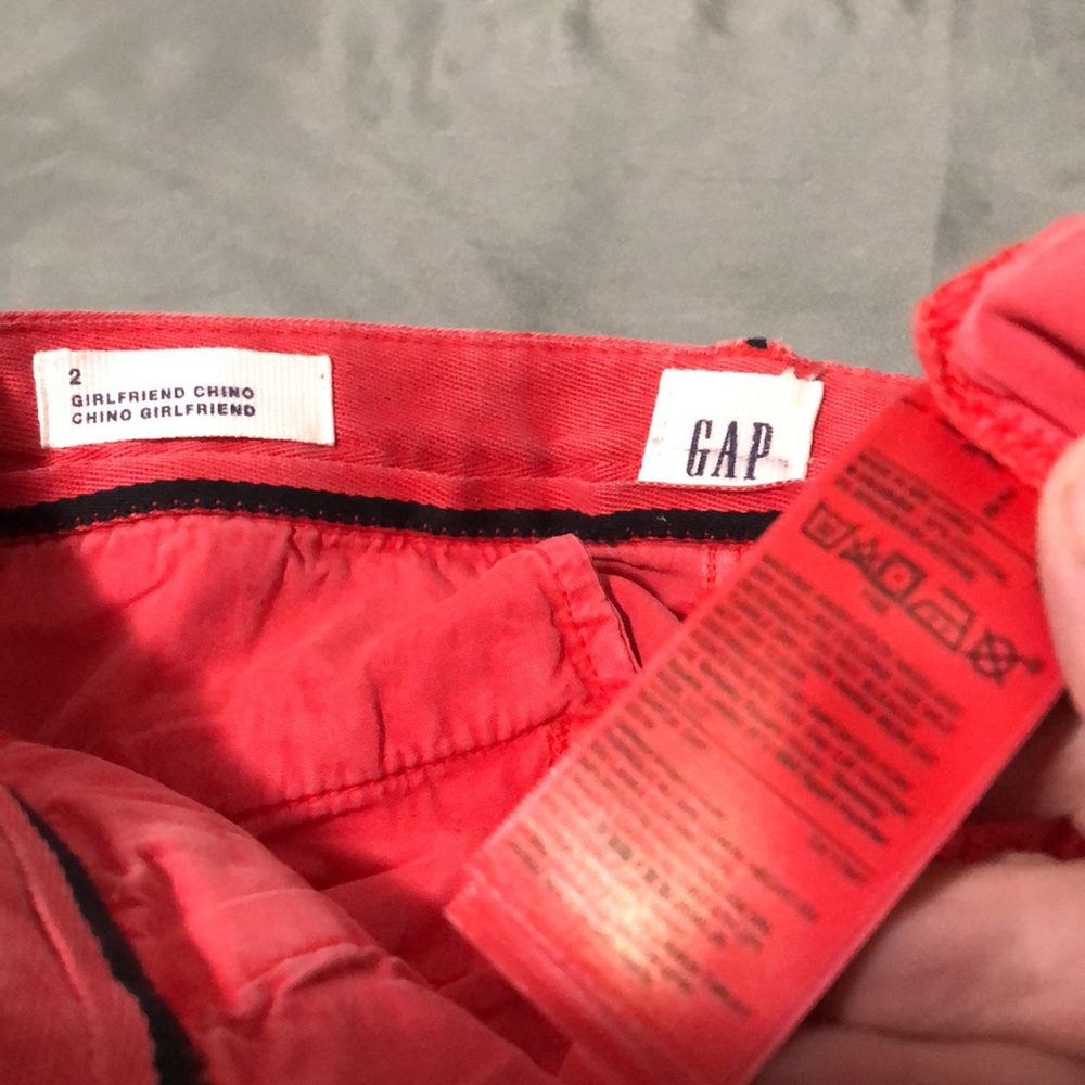 🛍️5/$20🛍️BNWOT GAP GIRLFRIEND CHINO, Sz 2. Colour Vermillion. - Picture 7 of 7